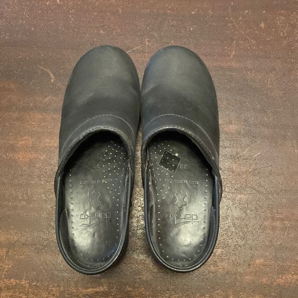 Dansko Black Clogs - size 38 - Picture 1 of 4